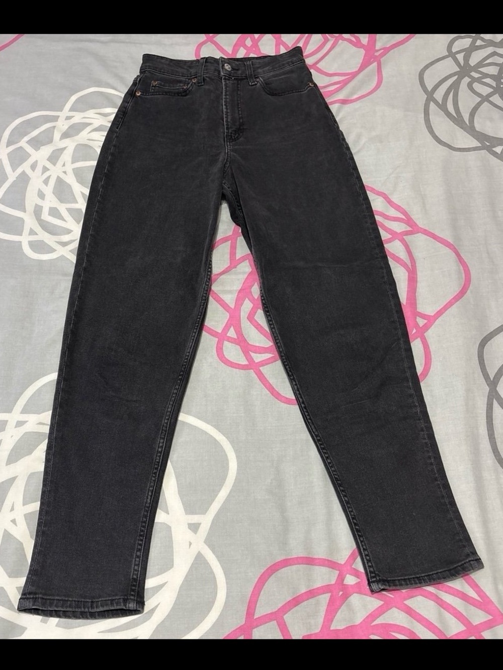 H&M High-Rise Black Mom Jeans